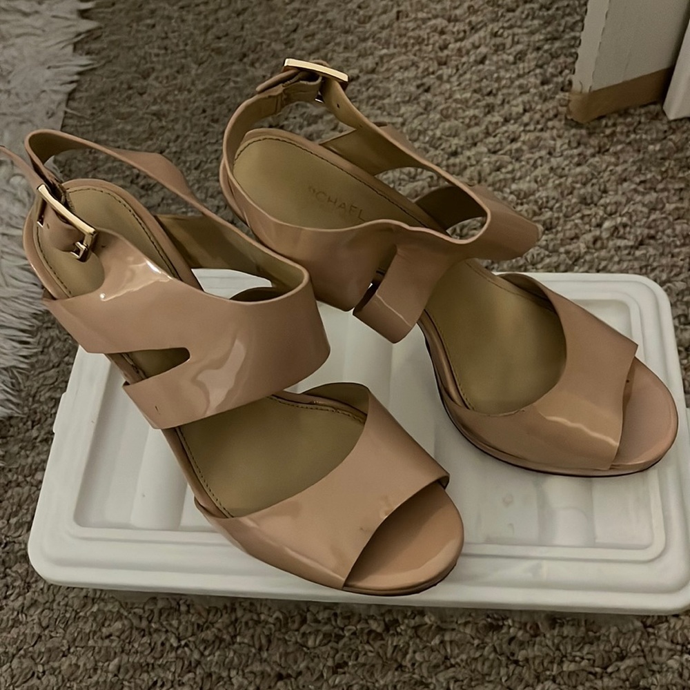 Michael Kors Beige Sandals
